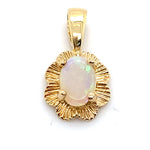 9CT YELLOW GOLD LIGHT OPAL SET IN FLOWER PATTERN PENDANT