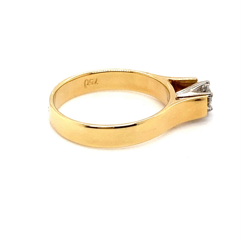 18CT YELLOW & WHITE GOLD FLOW UP STYLE DIAMOND DRESS RING VALUED @ $2599