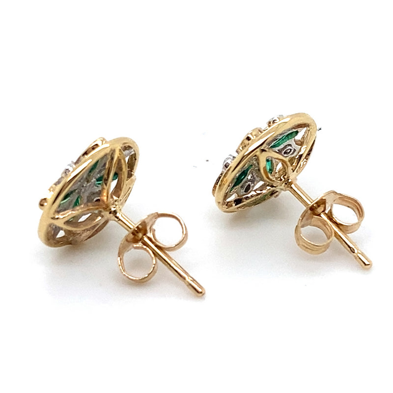 9CT YELLOW GOLD SYNTHETIC EMERALD & DIAMONDS SET IN FLOWER PATTERN STUD EARRING