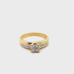 18CT YELLOW & WHITE GOLD DIAMOND DRESS RING VALUED @ $4599