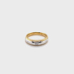 18CT YELLOW AND WHITE GOLD HAMMER SET DIAMOND MENS DRESS RING VALUED @ $3599