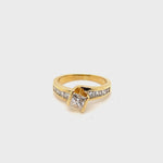 18CT YELLOW GOLD FORMED UP STYLE DIAMOND DRESS RING VALUED @ $5799
